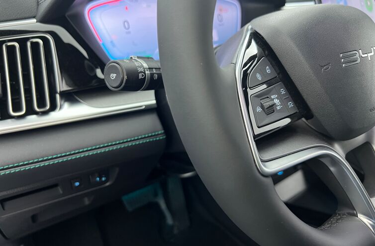 BYD SEAL U SUV Hybride rechargeable Essence