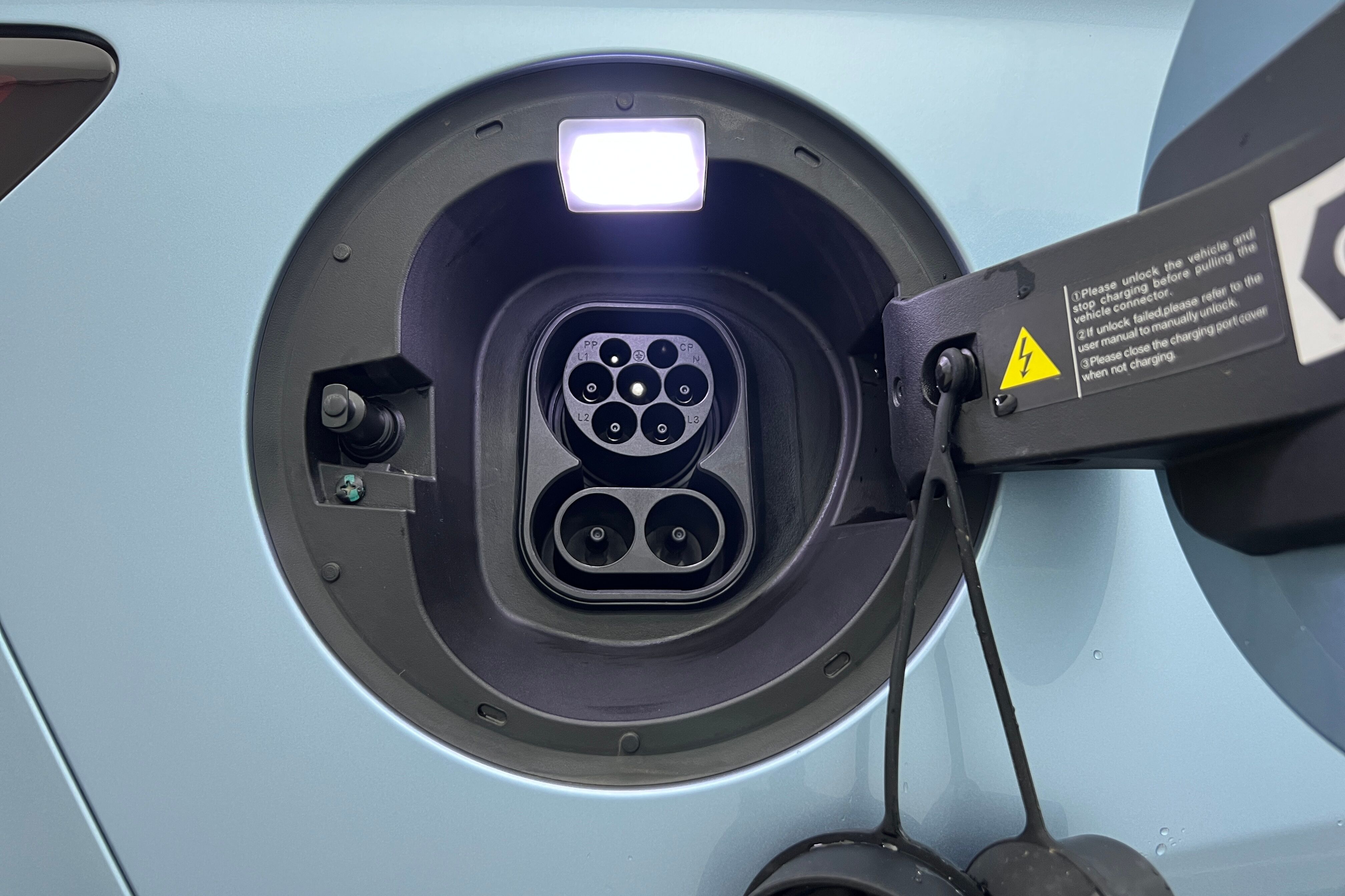 BYD SEAL U SUV Hybride rechargeable — photo 21