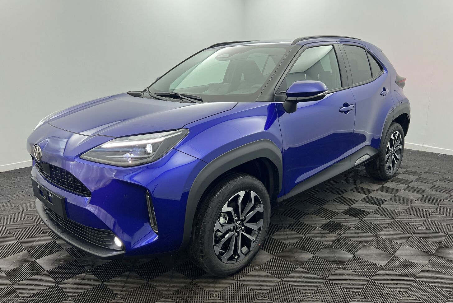 TOYOTA Yaris Cross SUV Hybride Essence