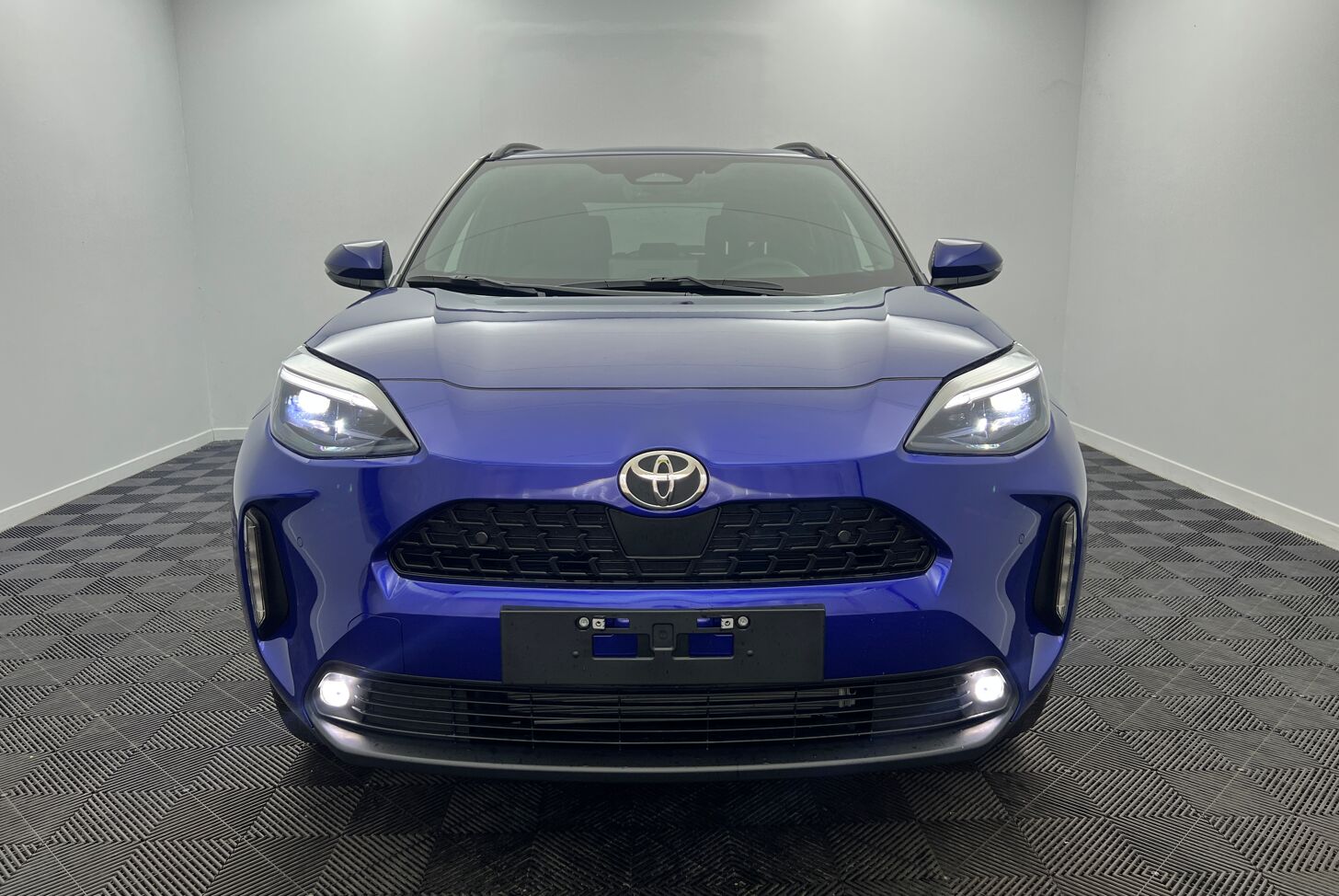 TOYOTA Yaris Cross SUV Hybride Essence