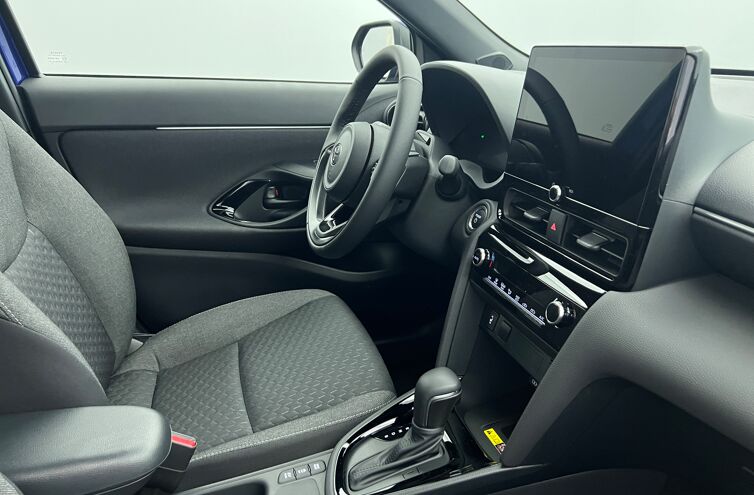 TOYOTA Yaris Cross SUV Hybride Essence