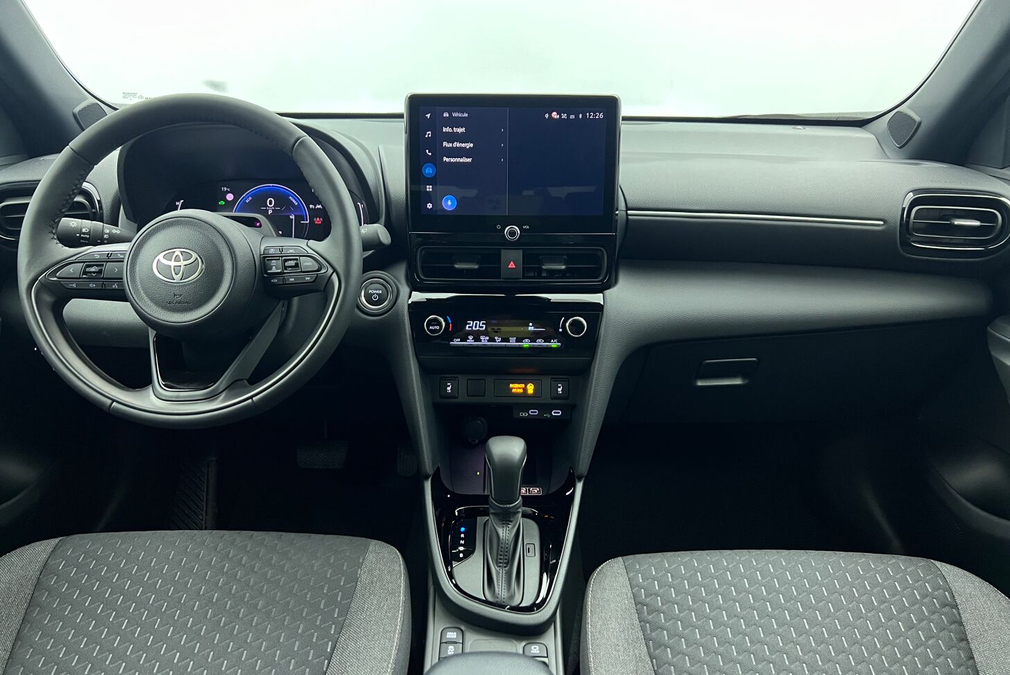 TOYOTA Yaris Cross SUV Hybride Essence