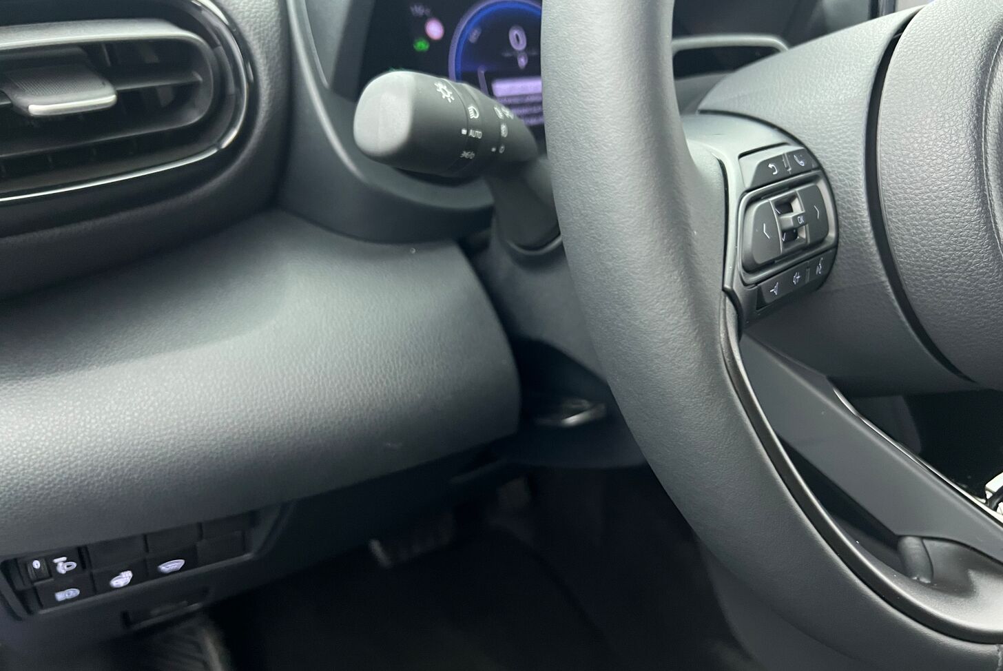TOYOTA Yaris Cross SUV Hybride Essence