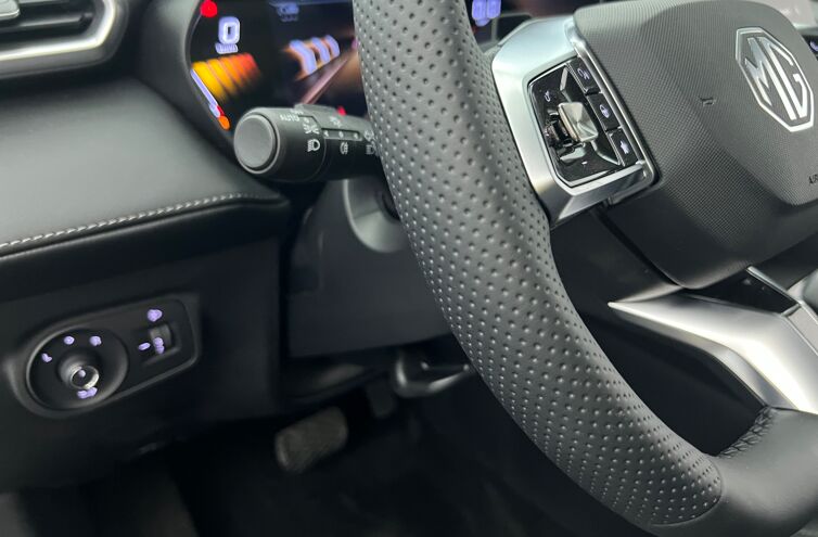 MG ZS Hybrid+ SUV Hybride Essence