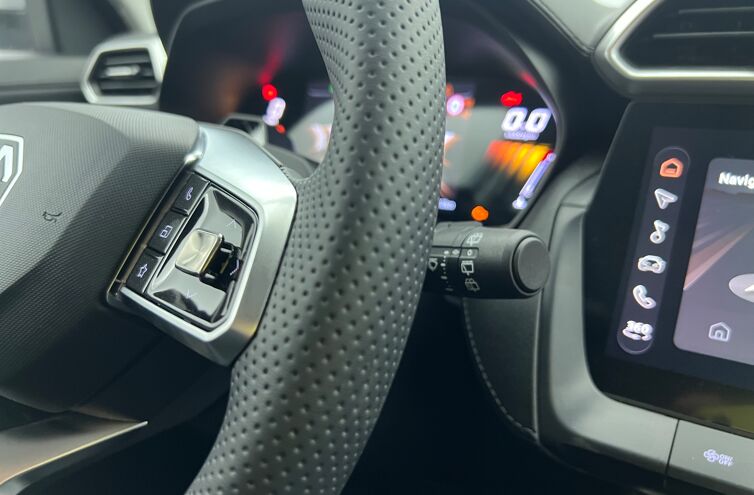 MG ZS Hybrid+ SUV Hybride Essence