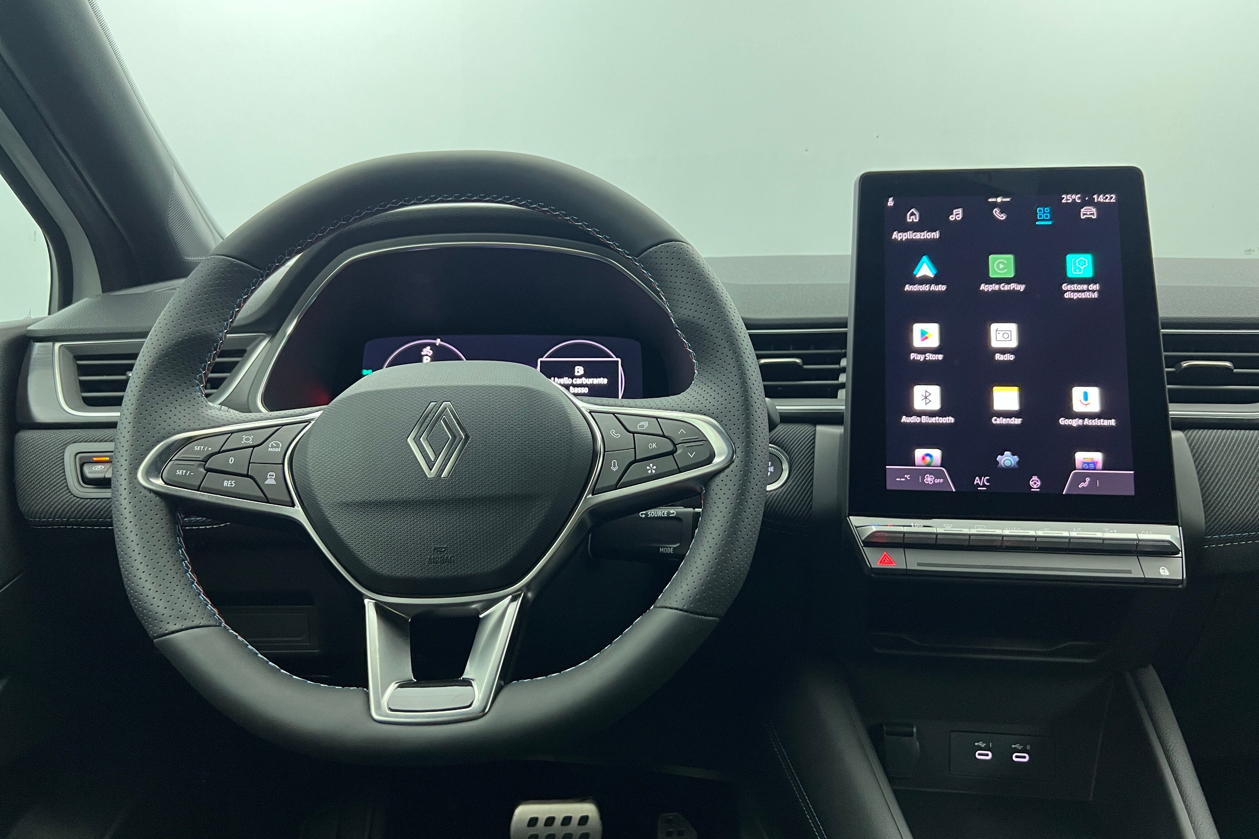RENAULT Captur SUV Hybride — photo 7