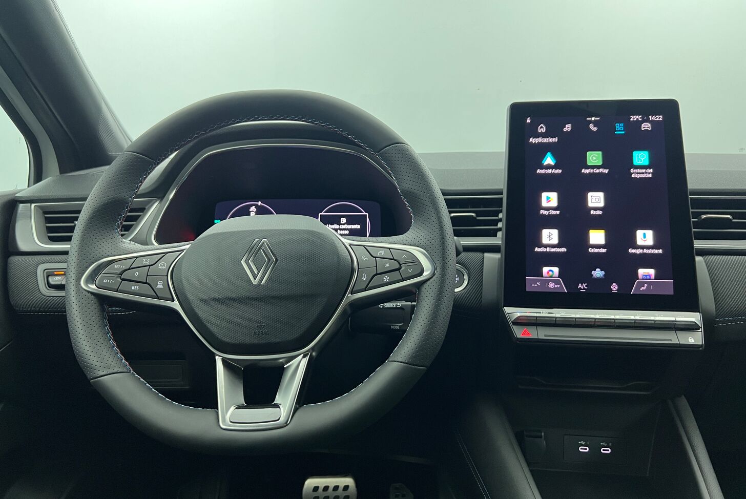 RENAULT Captur SUV Hybride Essence