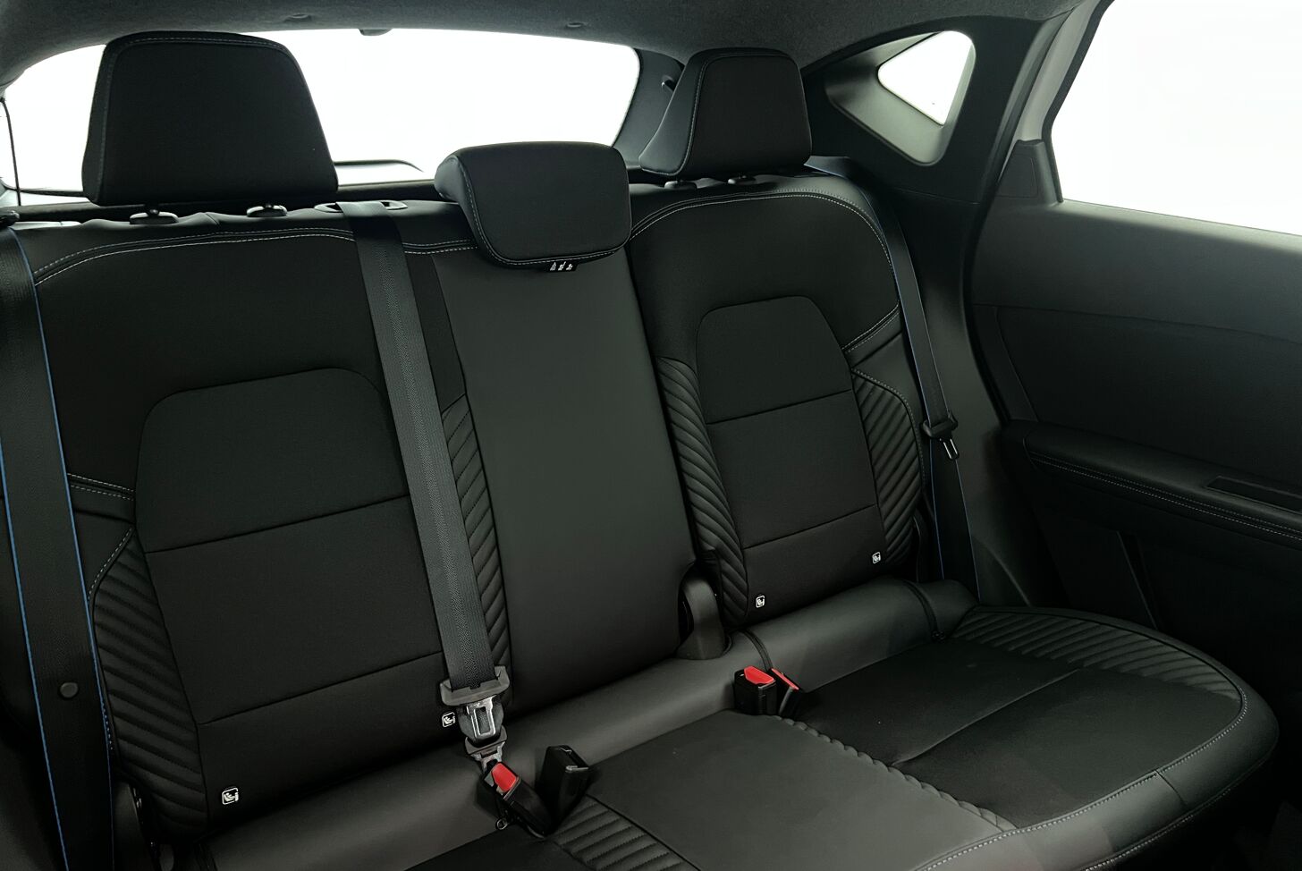 RENAULT Captur SUV Hybride Essence