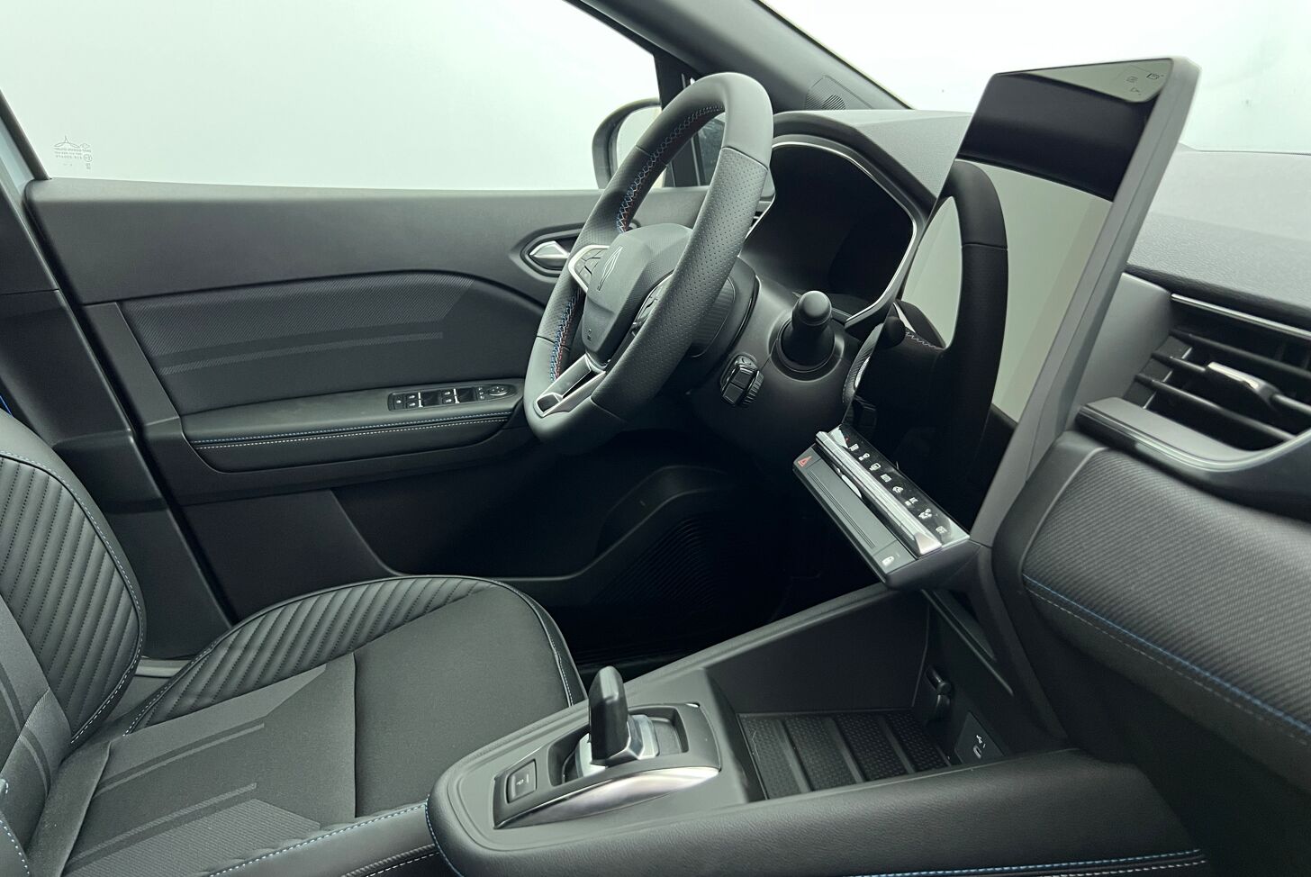 RENAULT Captur SUV Hybride Essence