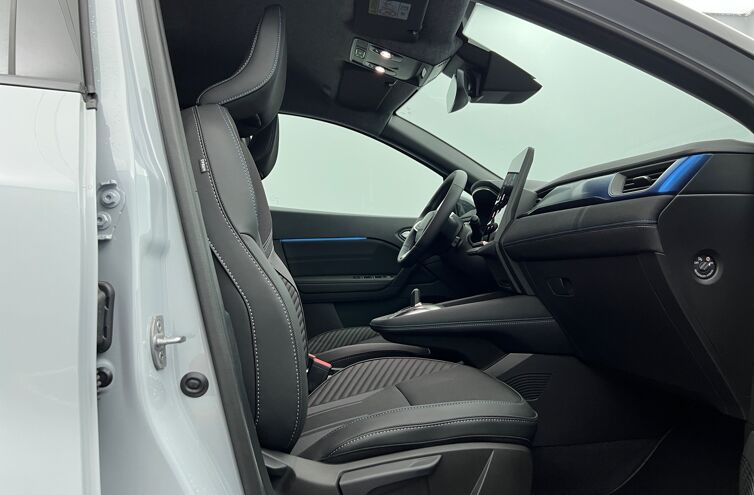 RENAULT Captur SUV Hybride Essence