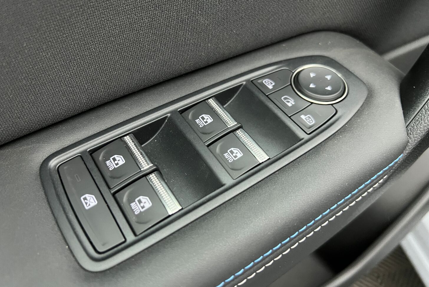 RENAULT Captur SUV Hybride Essence