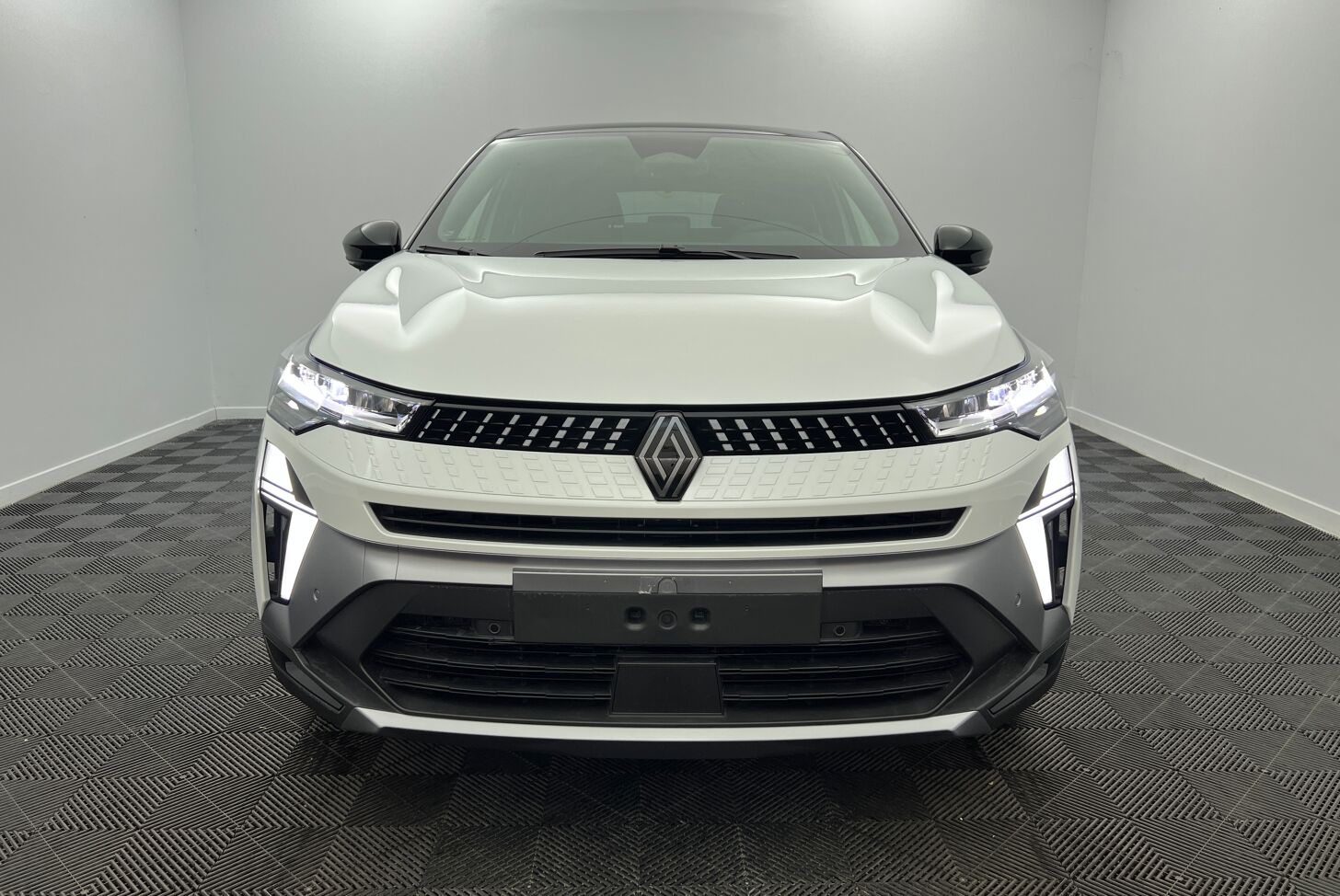 RENAULT Captur SUV Hybride Essence