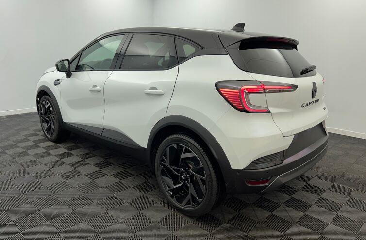 RENAULT Captur SUV Hybride Essence
