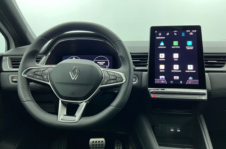 RENAULT Captur SUV Hybride Essence