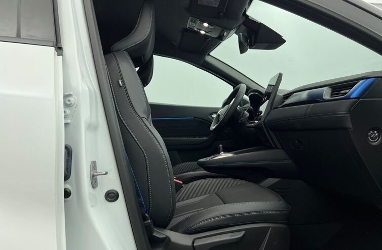 RENAULT Captur SUV Hybride Essence