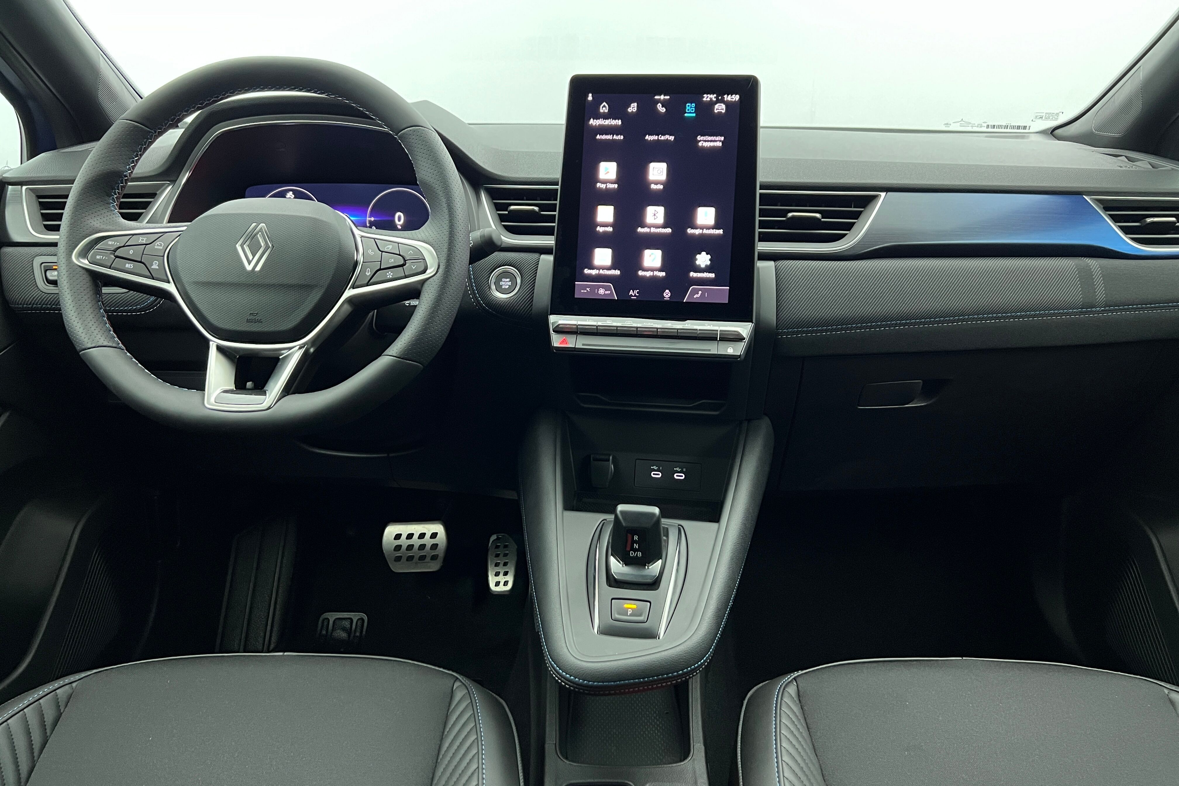 RENAULT Captur — photo 8
