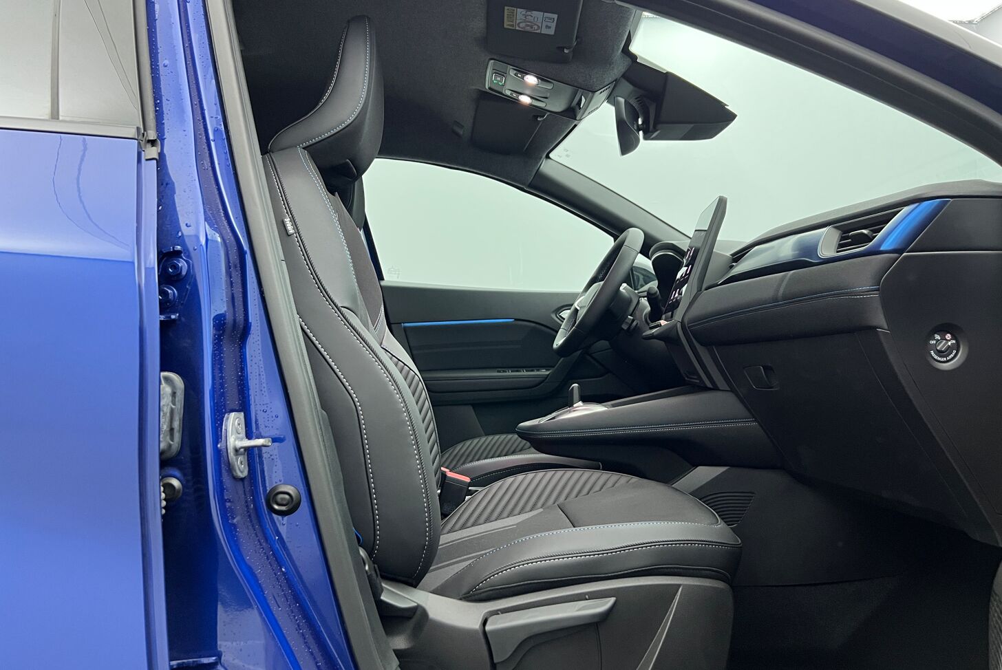 RENAULT Captur SUV Hybride Essence