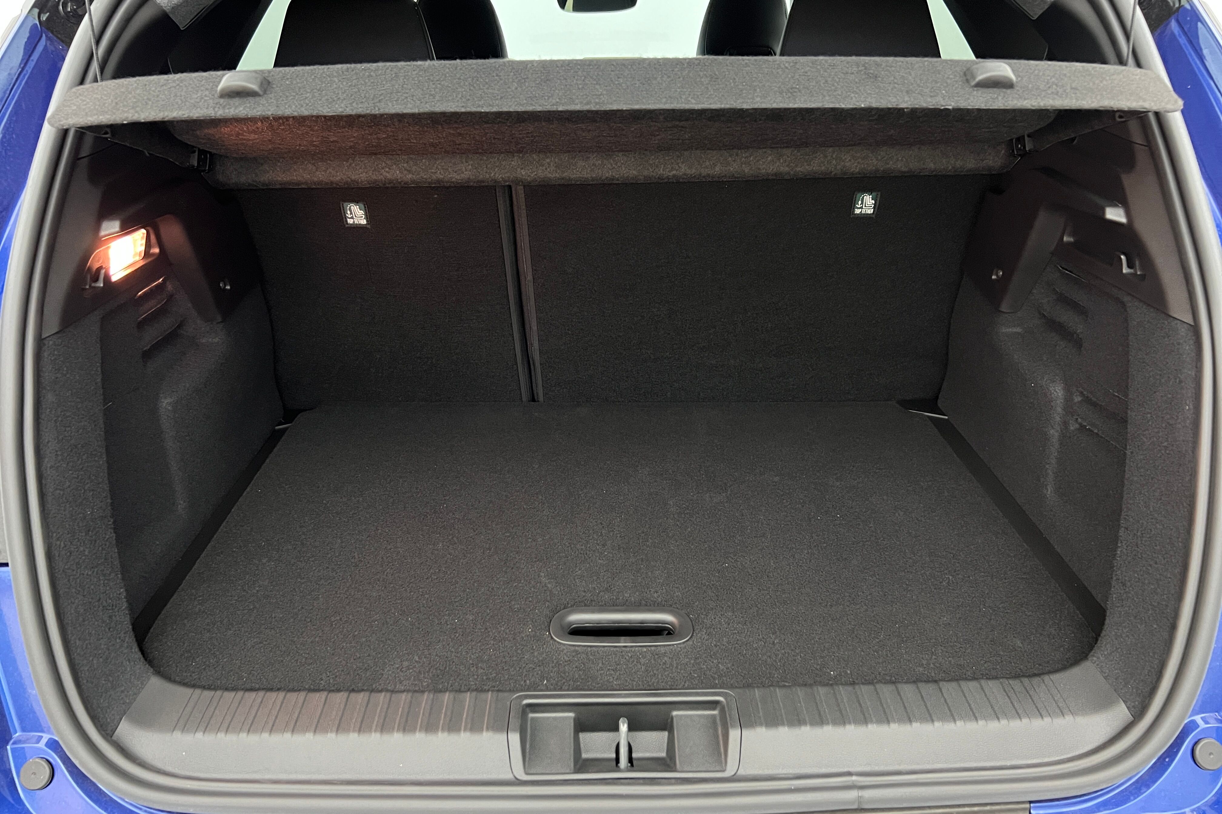 RENAULT Captur SUV Hybride — photo 18