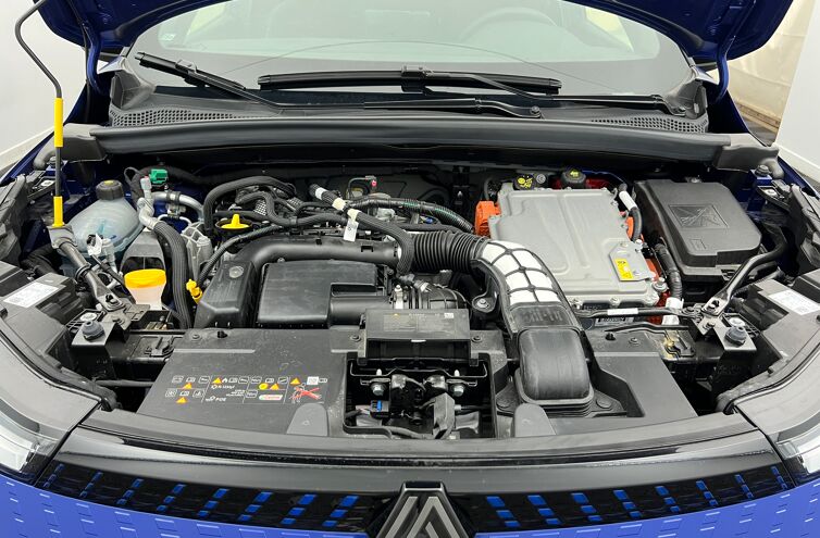 RENAULT Captur SUV Hybride Essence