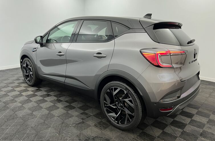 RENAULT Captur SUV Hybride Essence