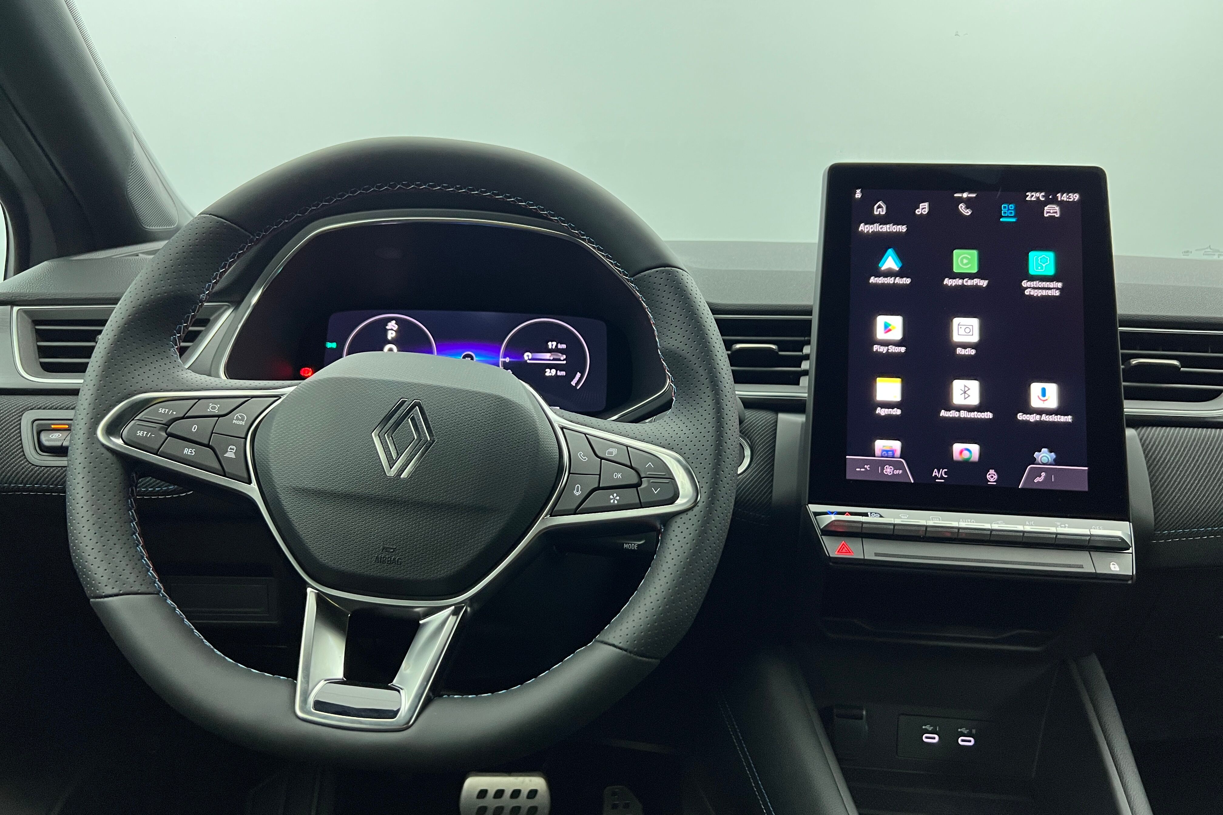 RENAULT Captur SUV Hybride — photo 7