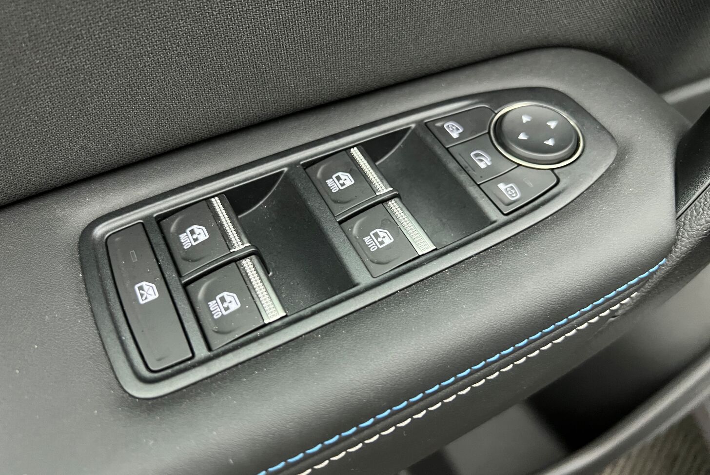RENAULT Captur SUV Hybride Essence