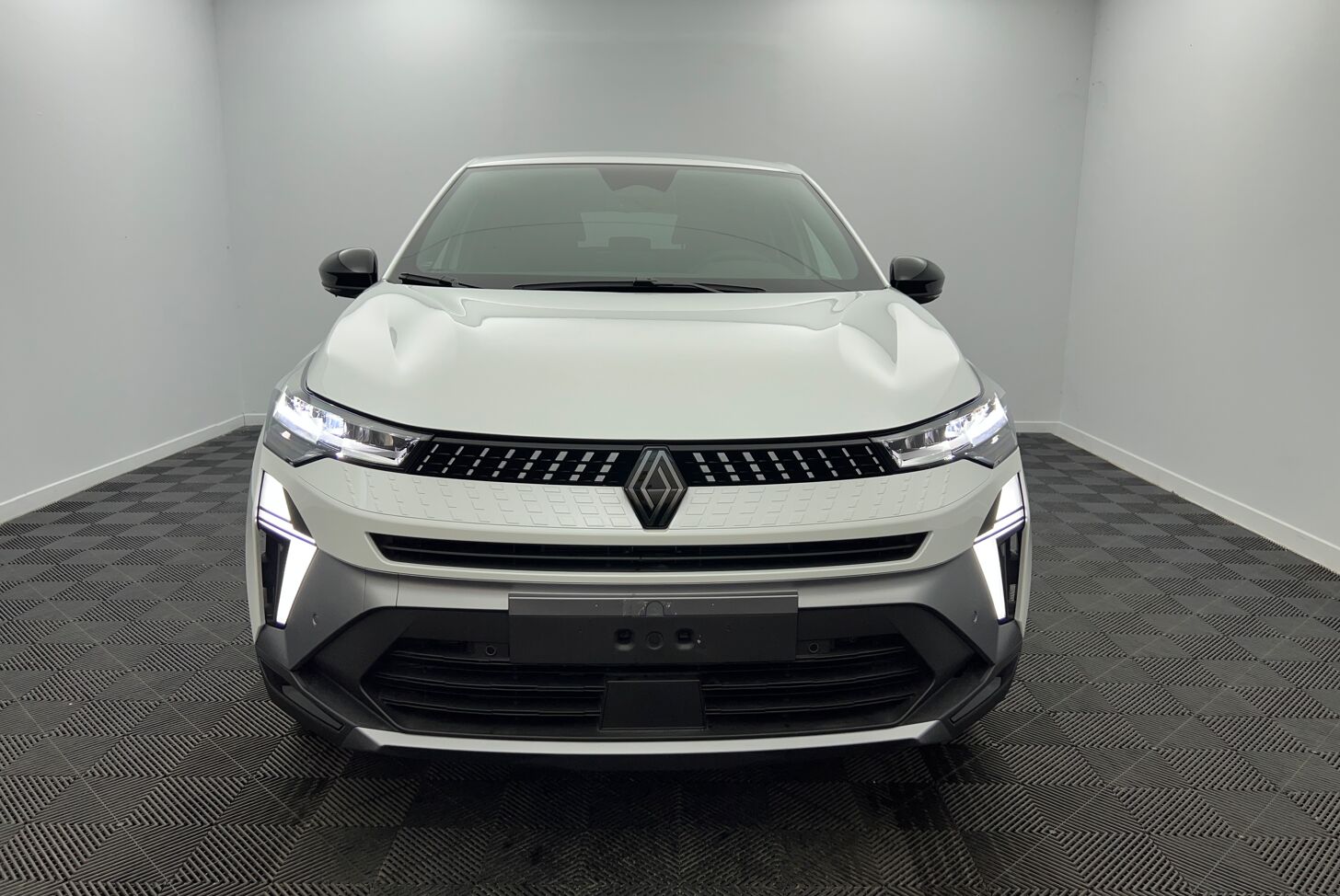 RENAULT Captur SUV Hybride Essence