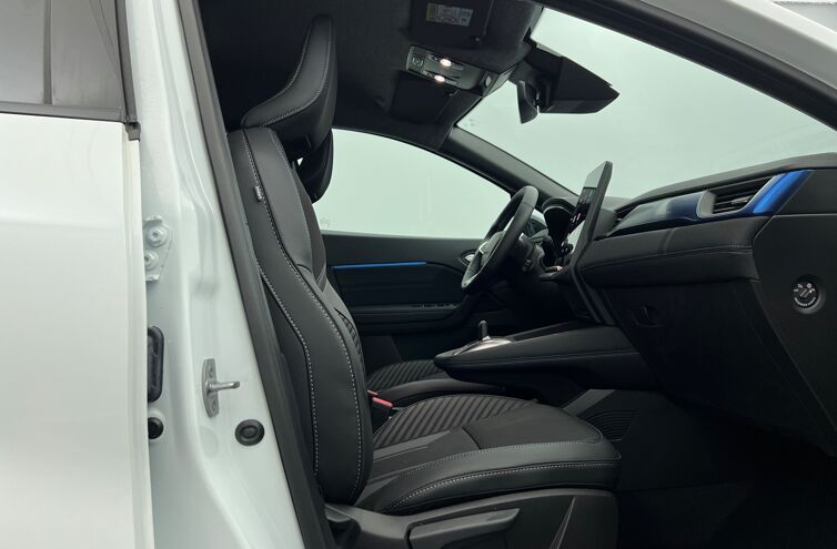 RENAULT Captur SUV Hybride Essence