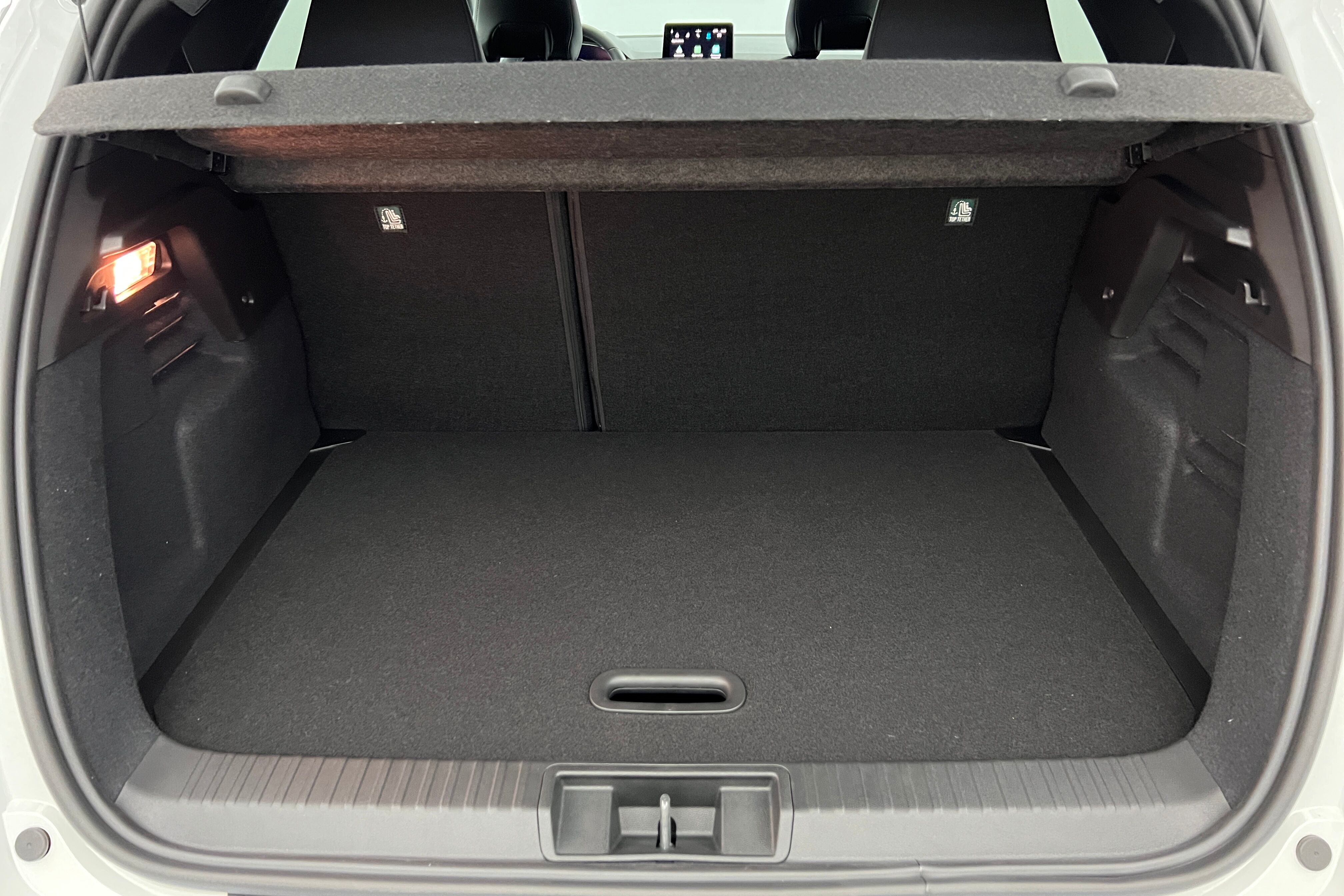 RENAULT Captur SUV Hybride — photo 18