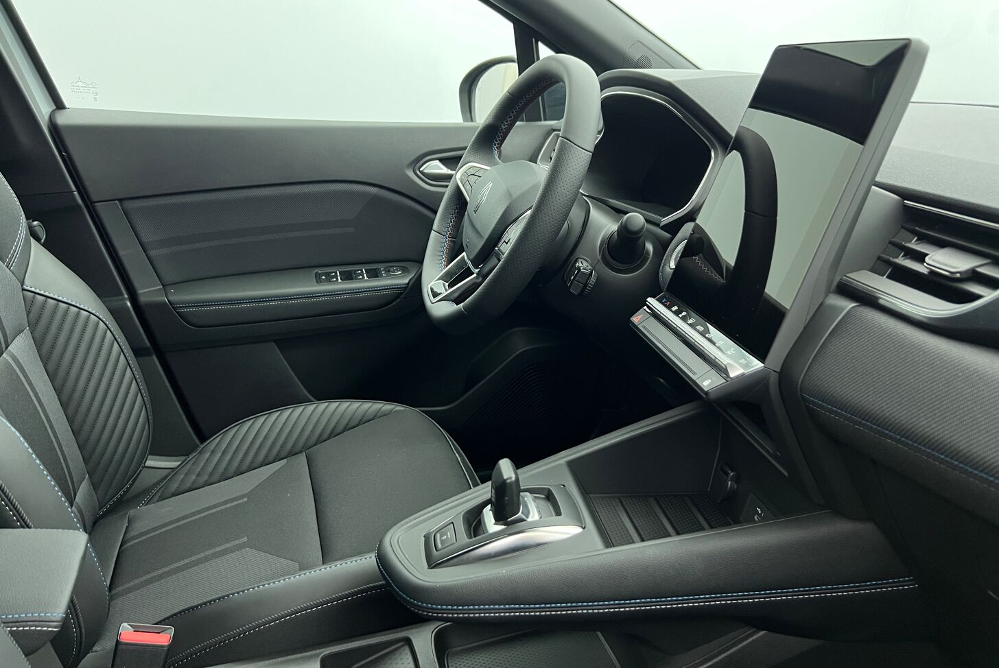 RENAULT Captur SUV Hybride Essence