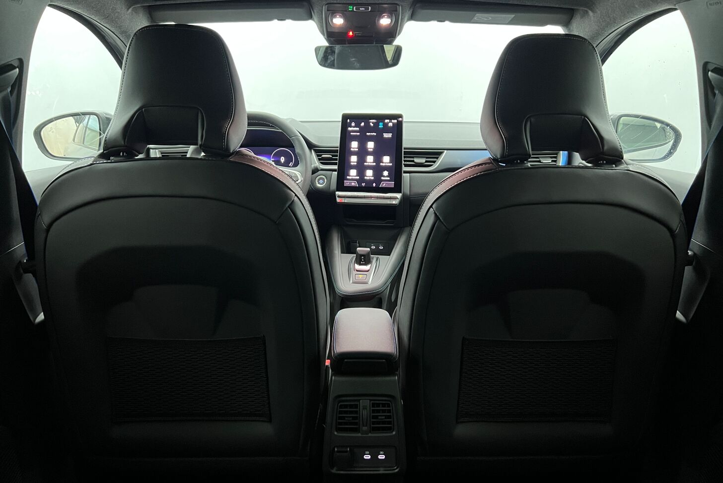 RENAULT Captur SUV Hybride Essence