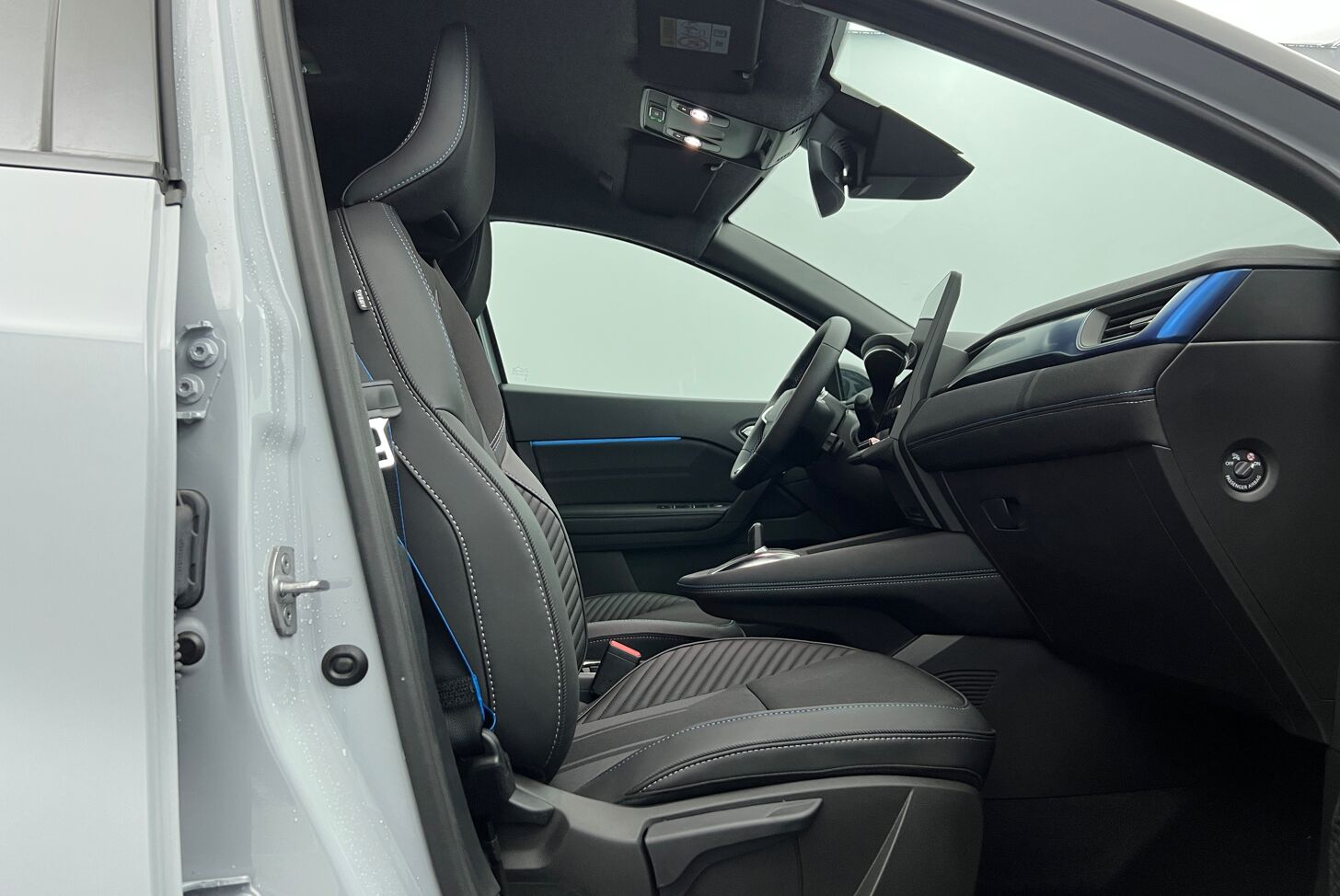 RENAULT Captur SUV Hybride Essence