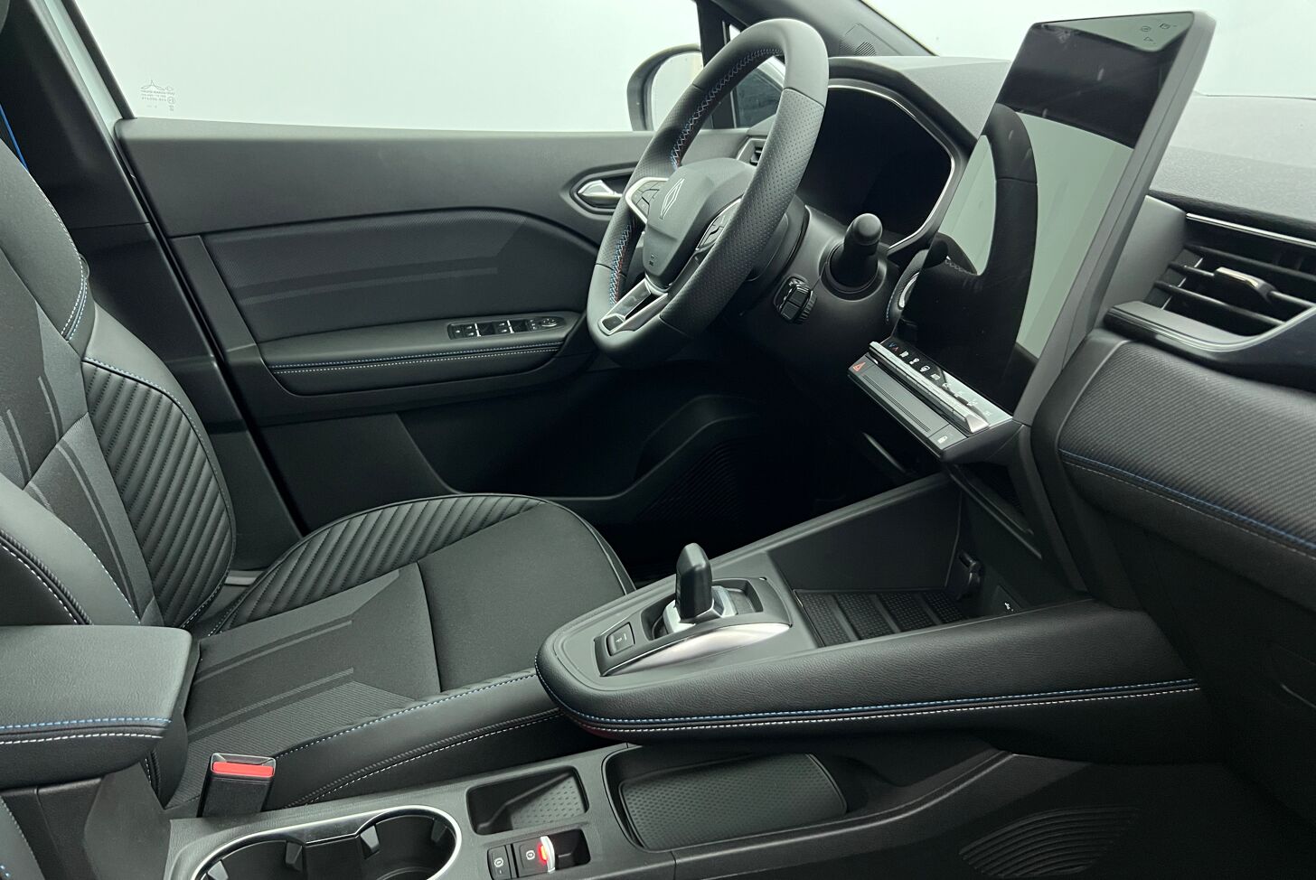 RENAULT Captur SUV Hybride Essence