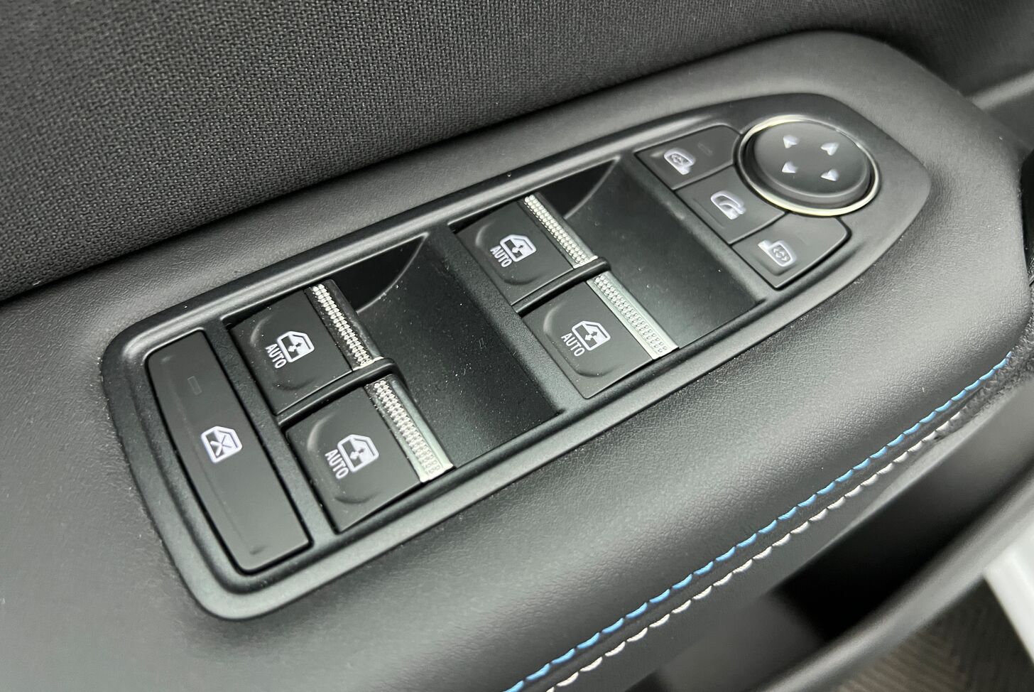RENAULT Captur SUV Hybride Essence