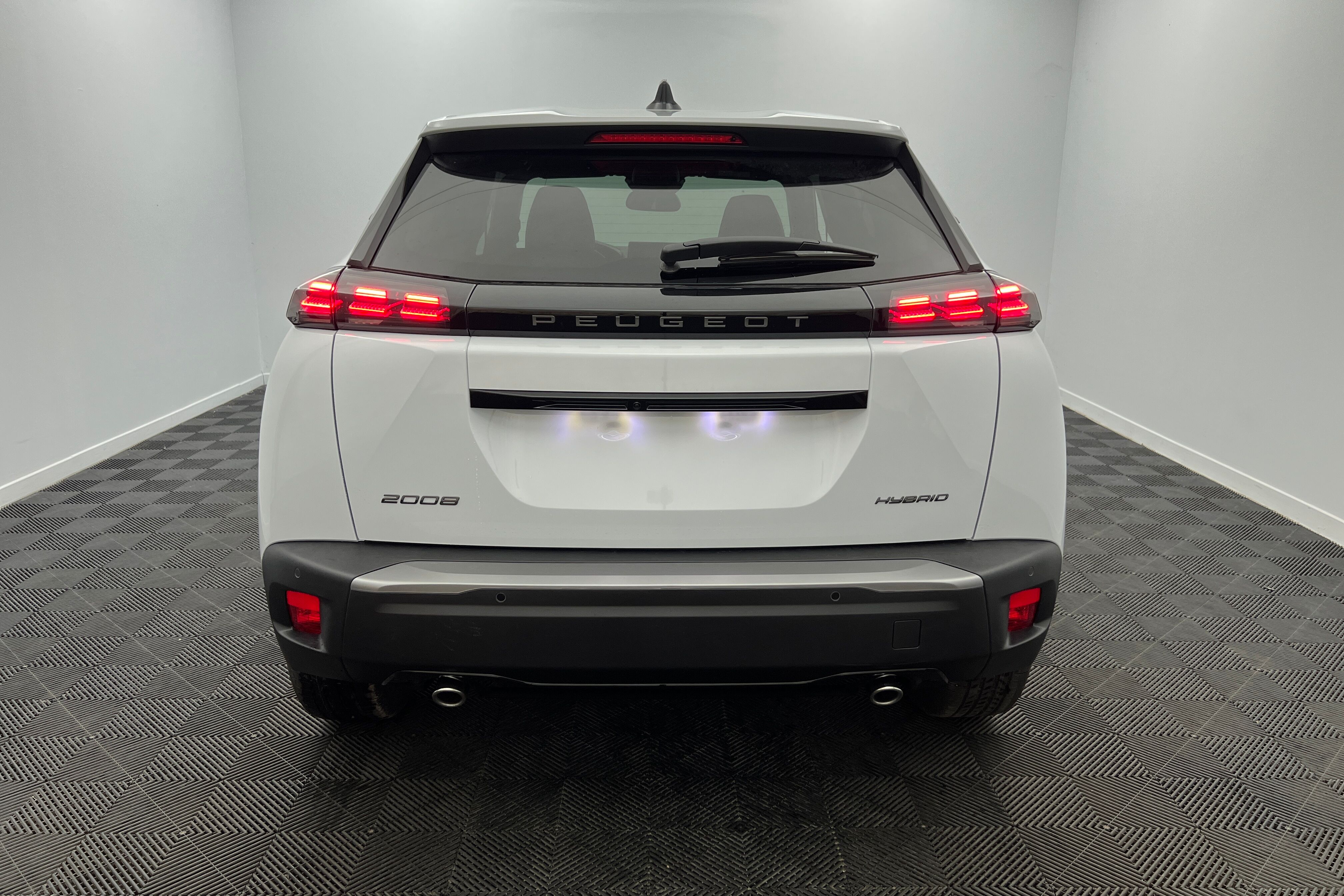 PEUGEOT 2008 — photo 5