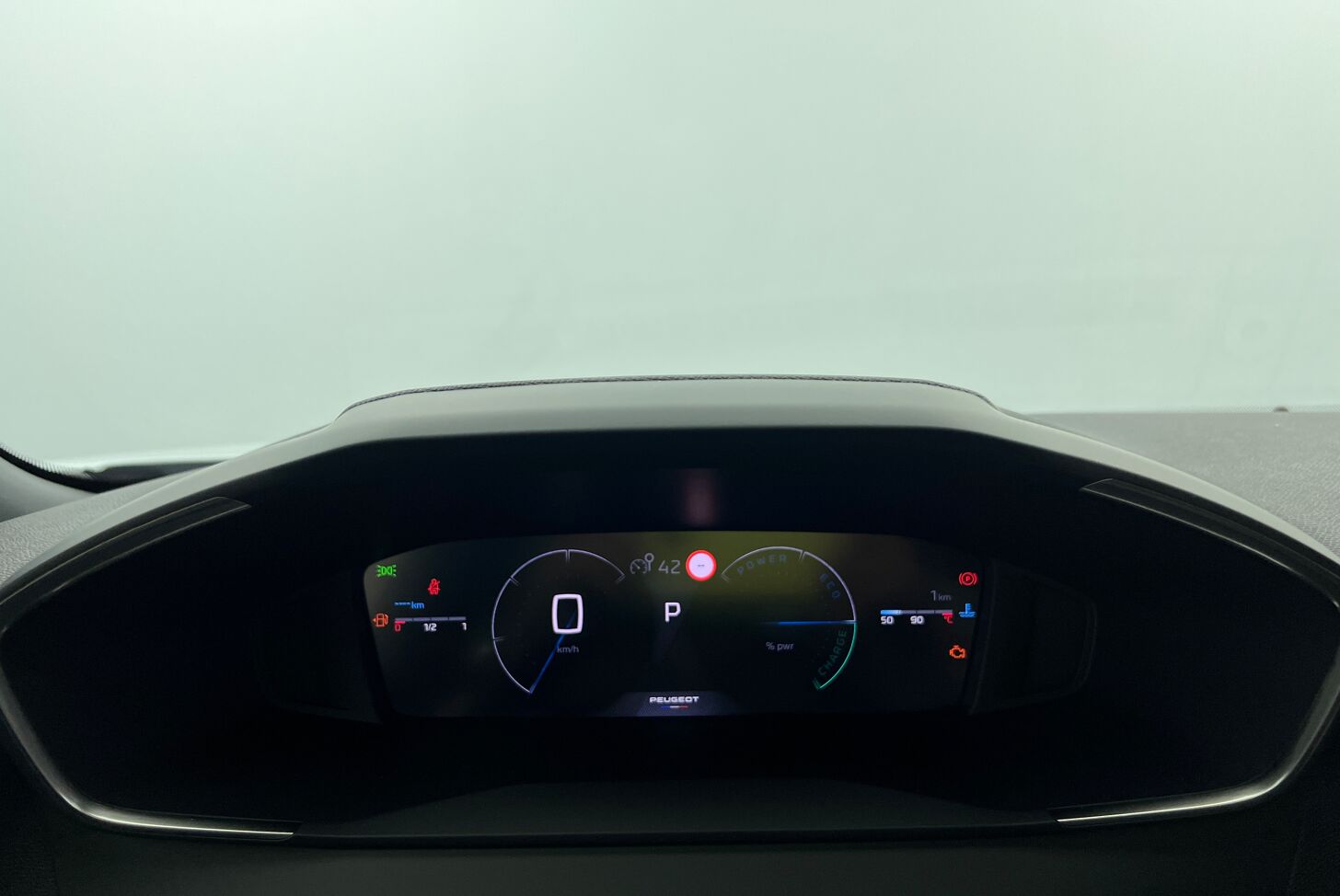 PEUGEOT 2008 SUV Hybride Essence