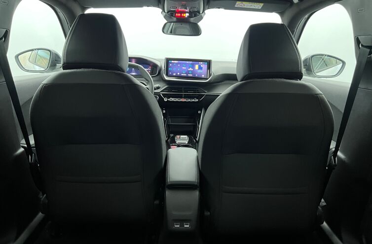 PEUGEOT 2008 SUV Hybride Essence