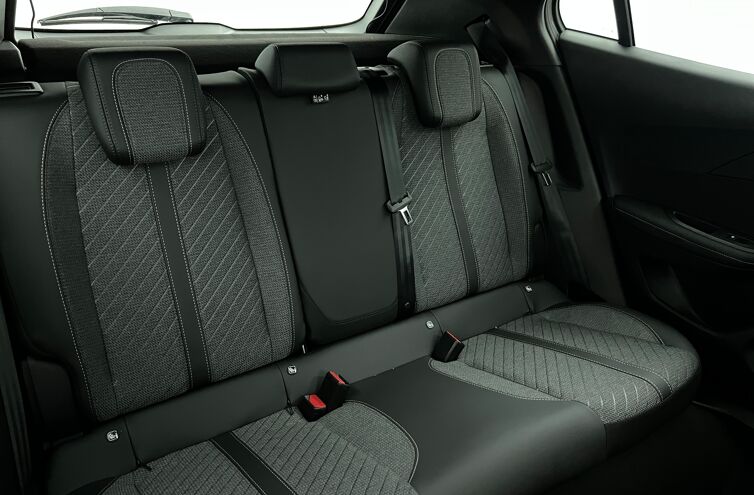 PEUGEOT 2008 SUV Hybride Essence