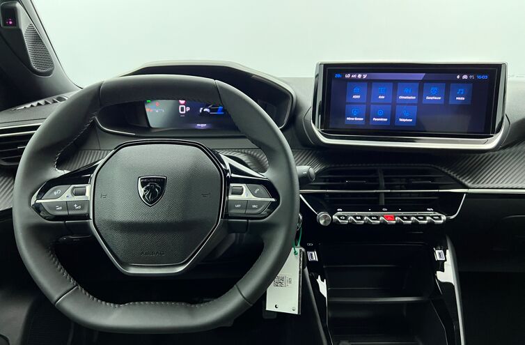 PEUGEOT 2008 SUV Hybride Essence