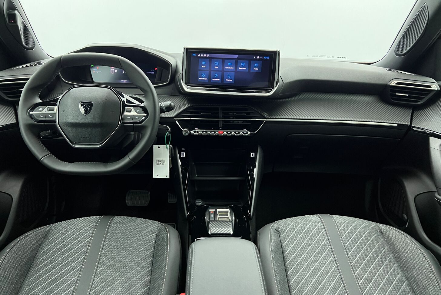 PEUGEOT 2008 SUV Hybride Essence