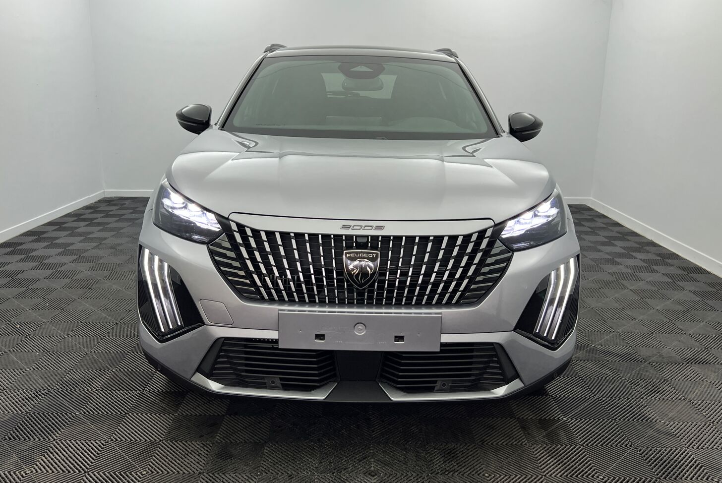 PEUGEOT 2008 SUV Hybride Essence