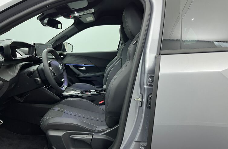 PEUGEOT 2008 SUV Hybride Essence