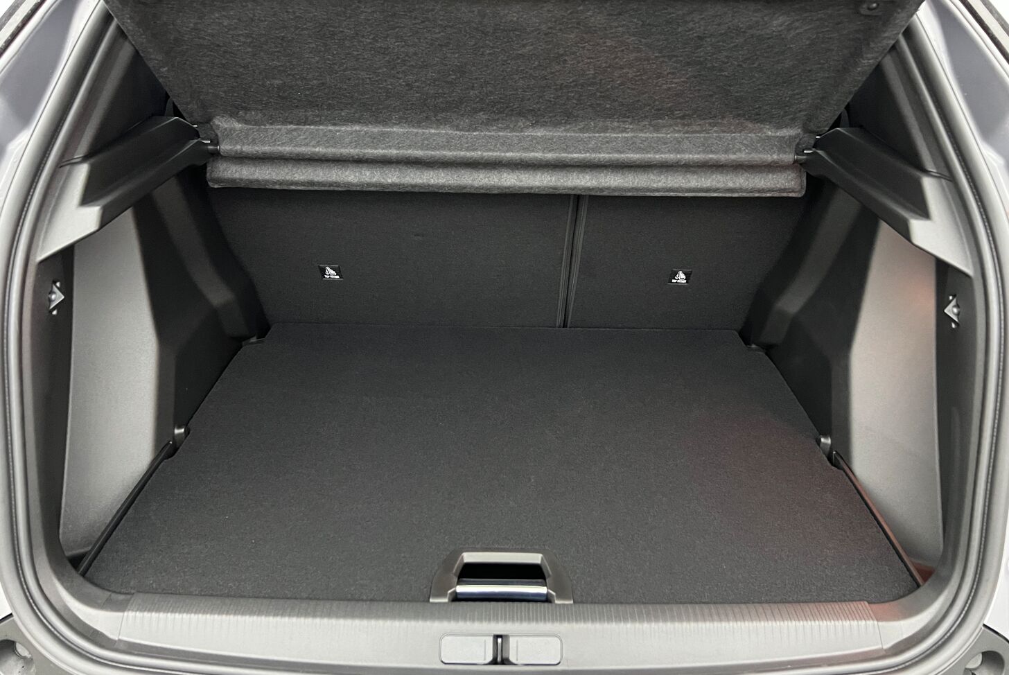 PEUGEOT 2008 SUV Hybride Essence
