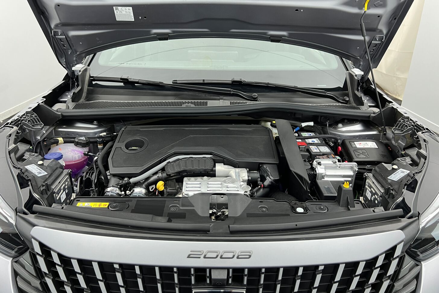 PEUGEOT 2008 SUV Hybride Essence