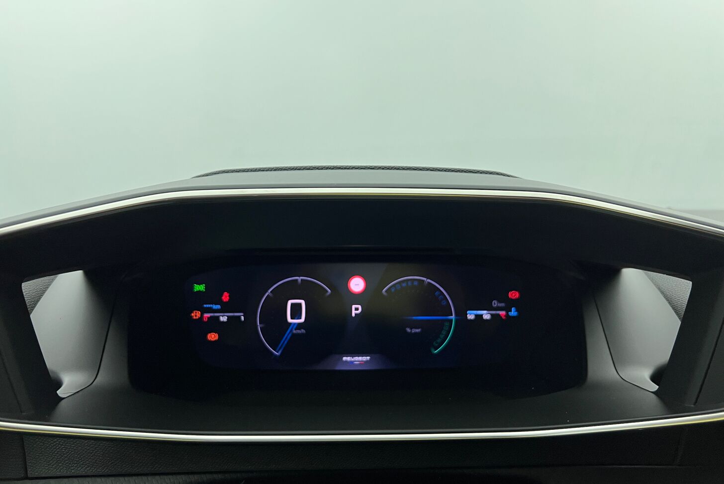 PEUGEOT 2008 SUV Hybride Essence