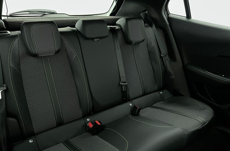 PEUGEOT 2008 SUV Hybride Essence