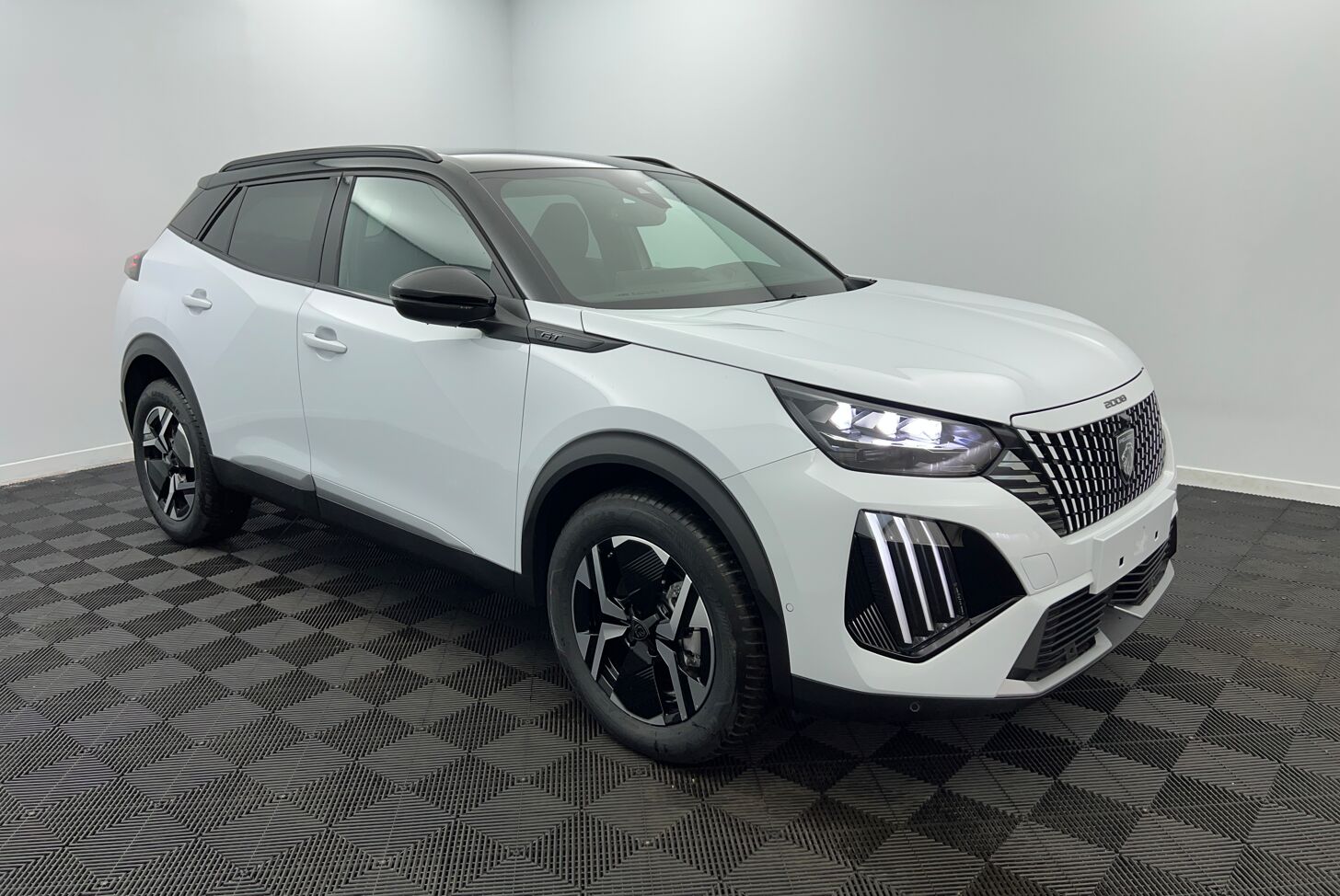 PEUGEOT 2008 SUV Hybride Essence