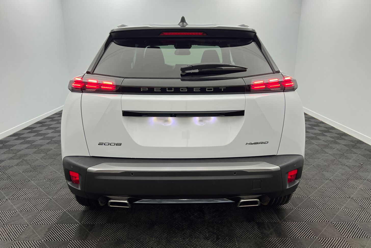 PEUGEOT 2008 SUV Hybride Essence