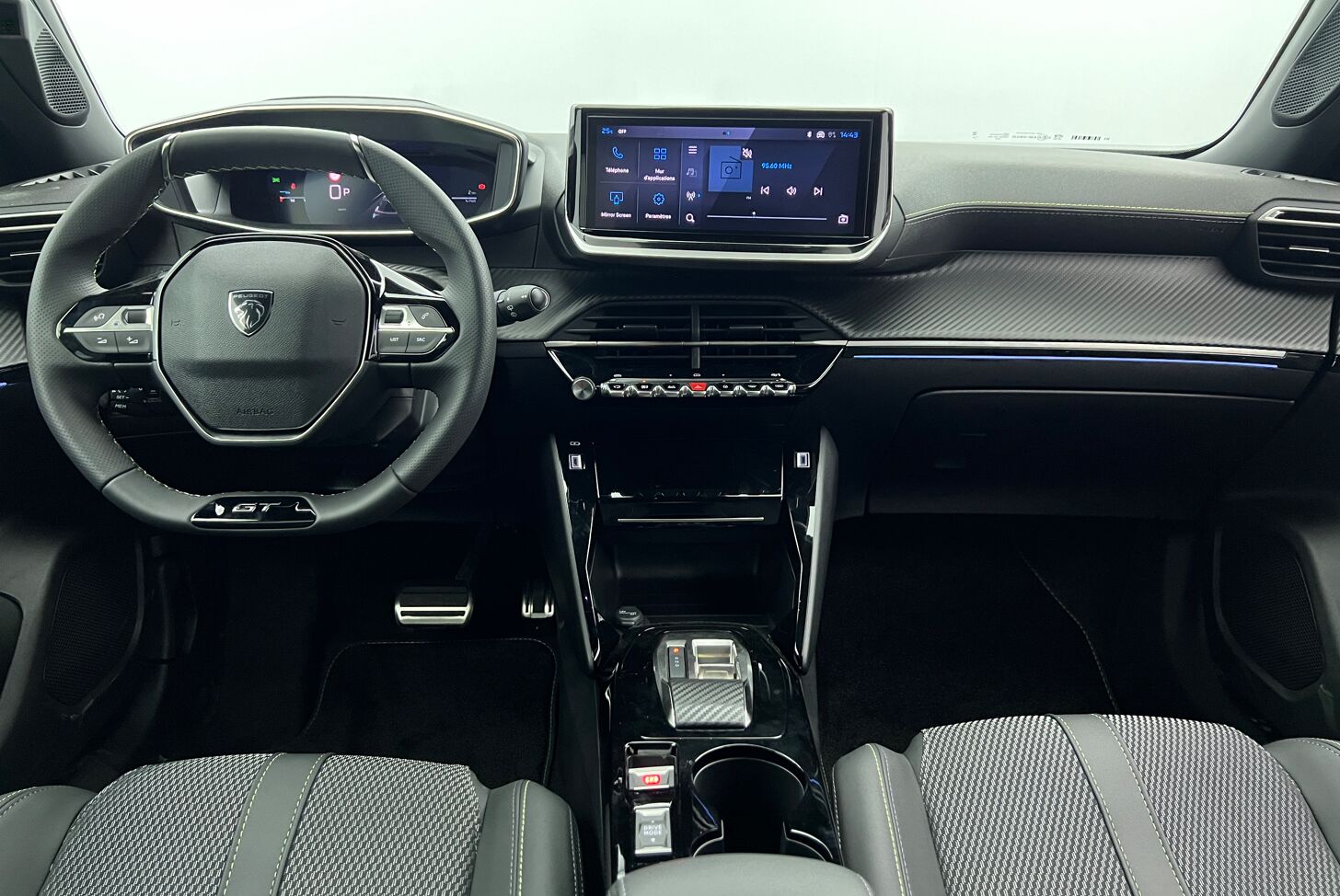PEUGEOT 2008 SUV Hybride Essence