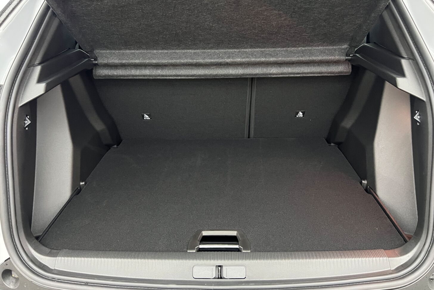 PEUGEOT 2008 SUV Hybride Essence